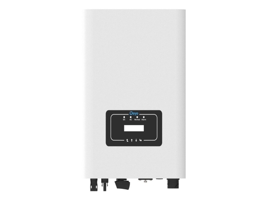 Max. 1100V Eingangsspannung 3-15KW Deye G06P3 Solarumrichter für Solarstromsystem